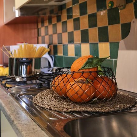 Monreale House Apartment กาญารี ภายนอก รูปภาพ